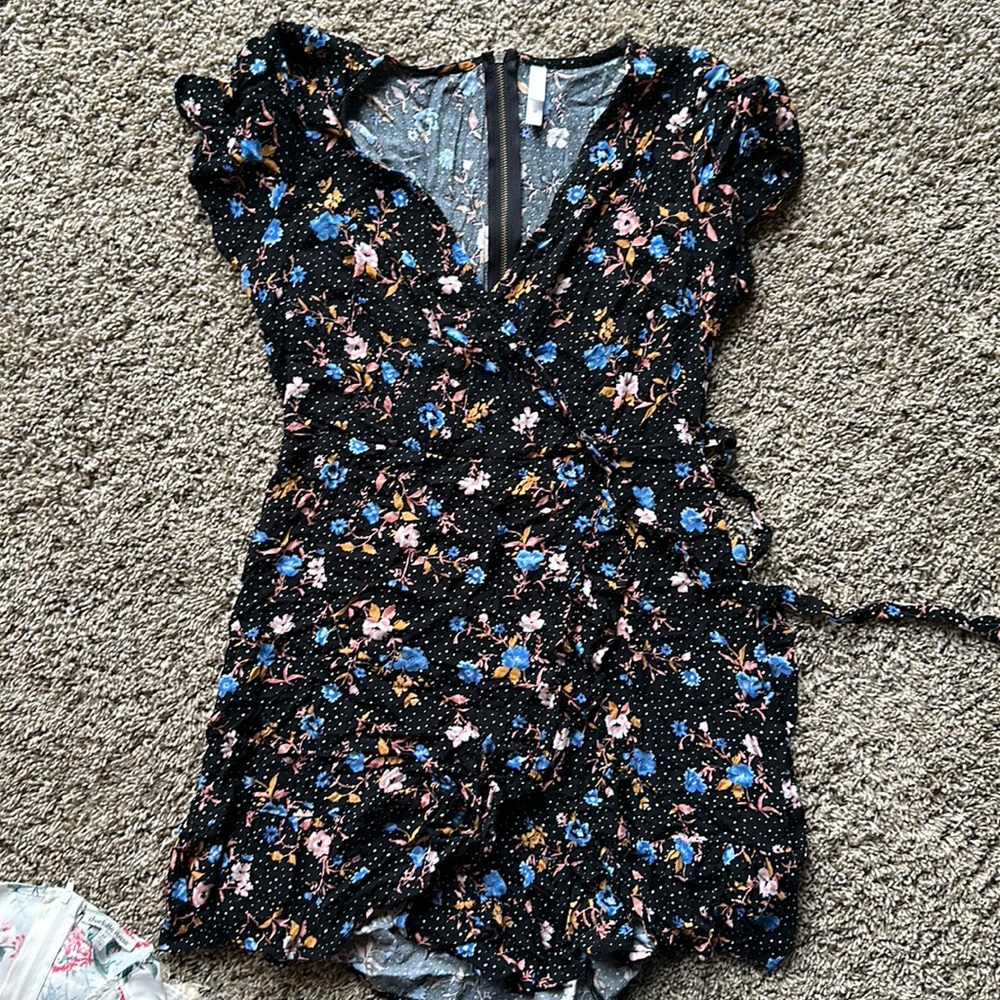 Women’s dress